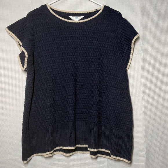 Time and Tru Flutter Sleeve Sweater Set 2PK L Navy Beige Contrast Trim - Picture 2 of 11